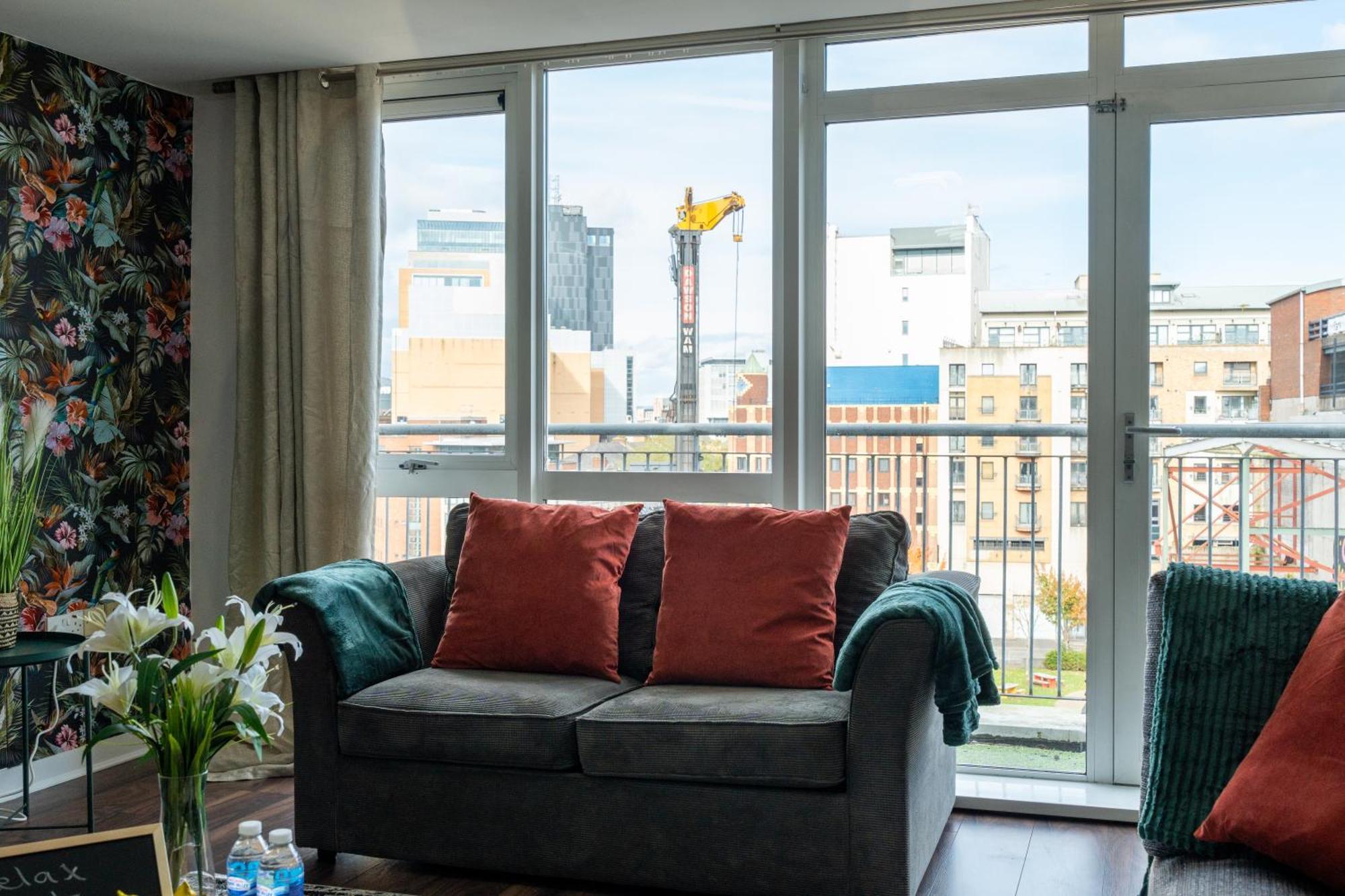 Movie House Executive Suite - Secure Free Parking 벨파스트 외부 사진